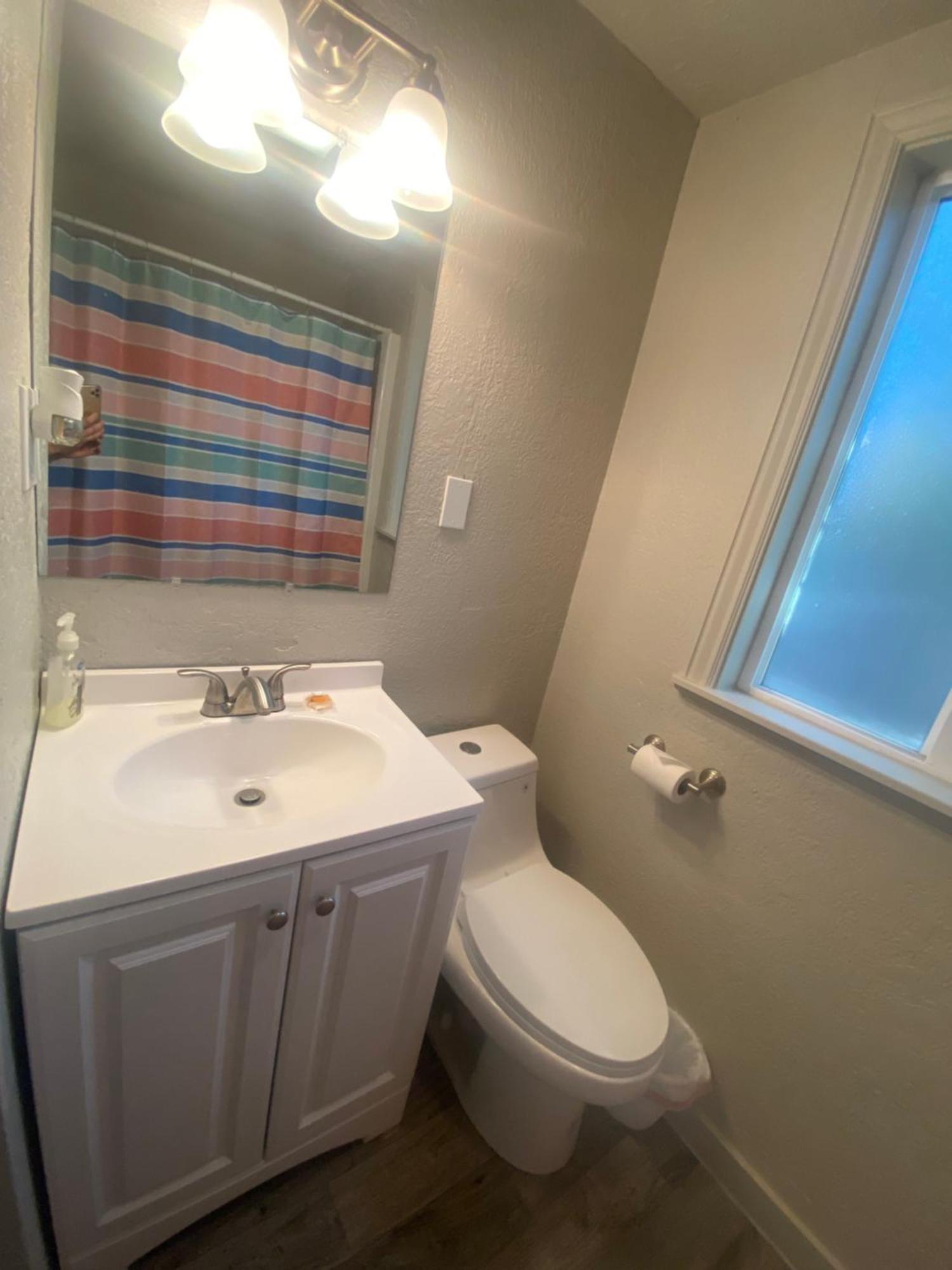 Cute Entire Small House With Large Yard! Pets Welcome! West Valley City Buitenkant foto